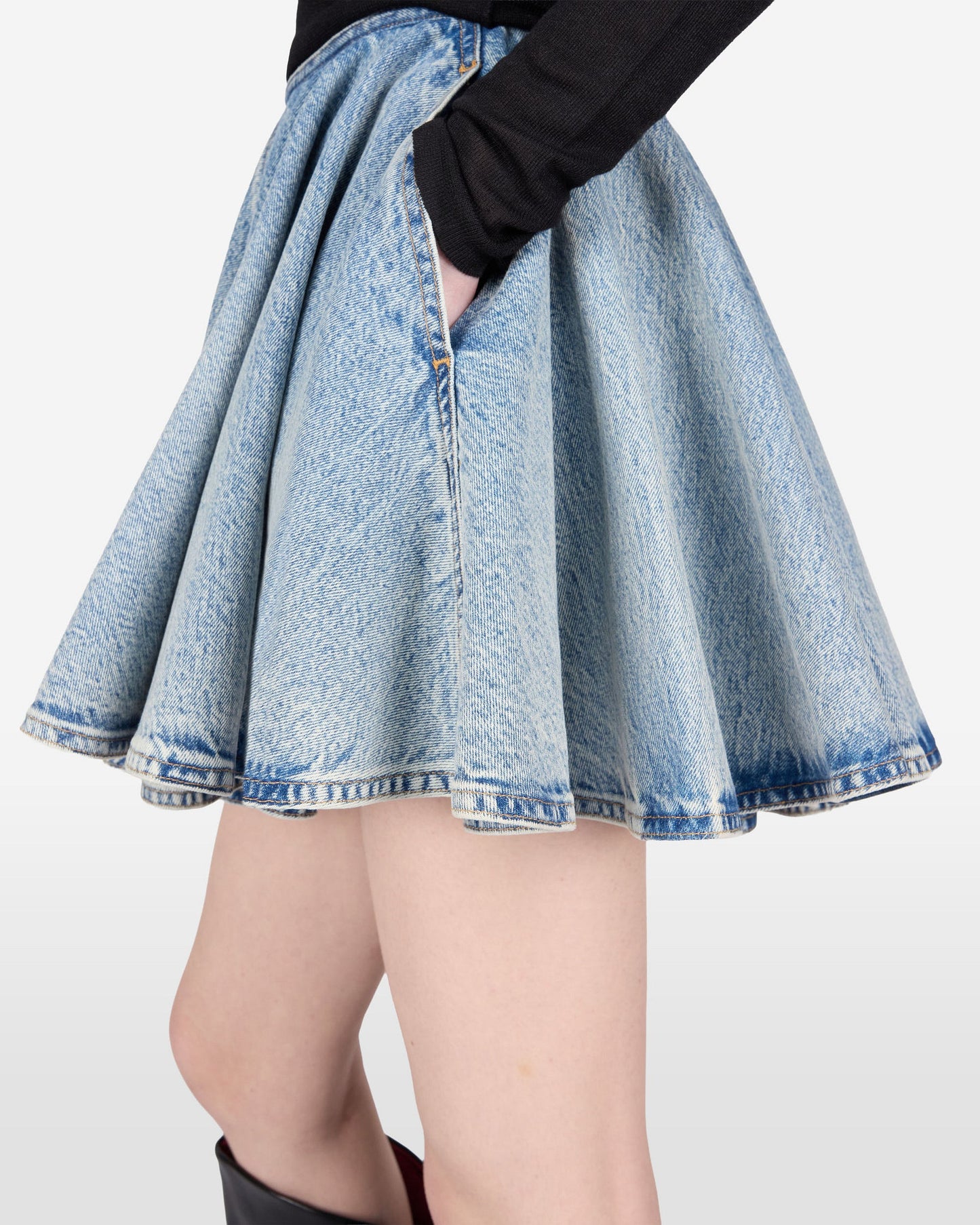 🔥 BUT 2 GET 10% OFF 🔥 ZIGGY DENIM SKIRT // BLUE POLLOCK